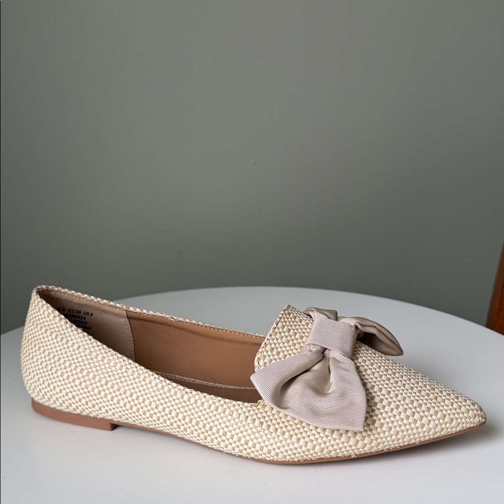 ASOS Design Lake bow pointed ballet flats woven raffia texture decorative bow - Picture 4 of 14